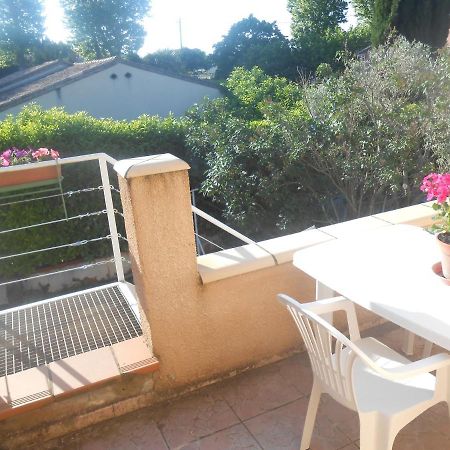 Gite T2 Avec Grande Piscine Διαμέρισμα Villeneuve-la-Comptal Εξωτερικό φωτογραφία